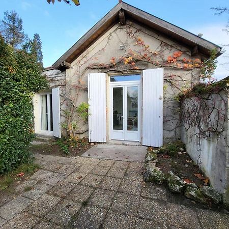 Appartement La Verrerie, Terrasse Et Jardinet Cognac Exterior foto